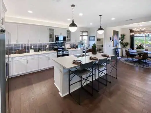 White Shaker kitchen